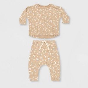 Q by Quincy Mae Jersey Knit Top and Pant Set